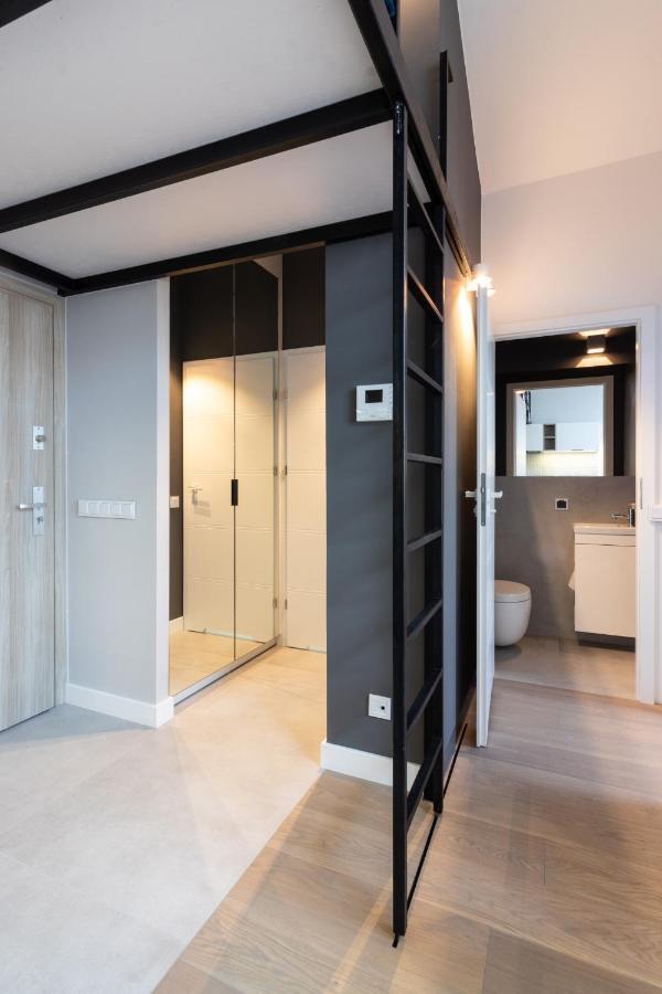 Apartment Nearto Old Town Miodowa Parking كراكوفيا المظهر الخارجي الصورة